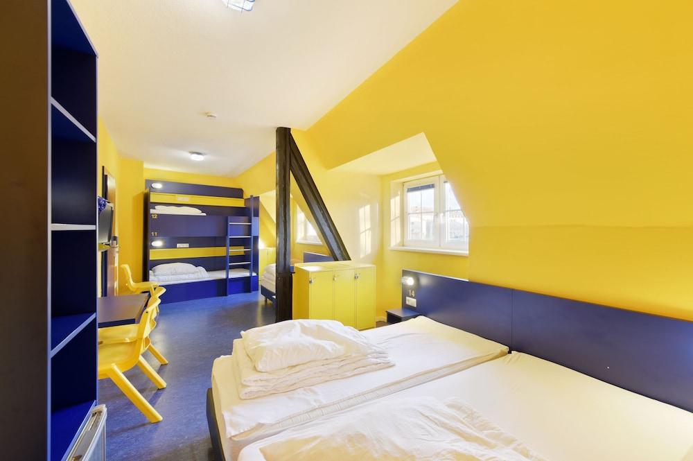 Bed'Nbudget Expo-Hostel Rooms Ганновер Экстерьер фото