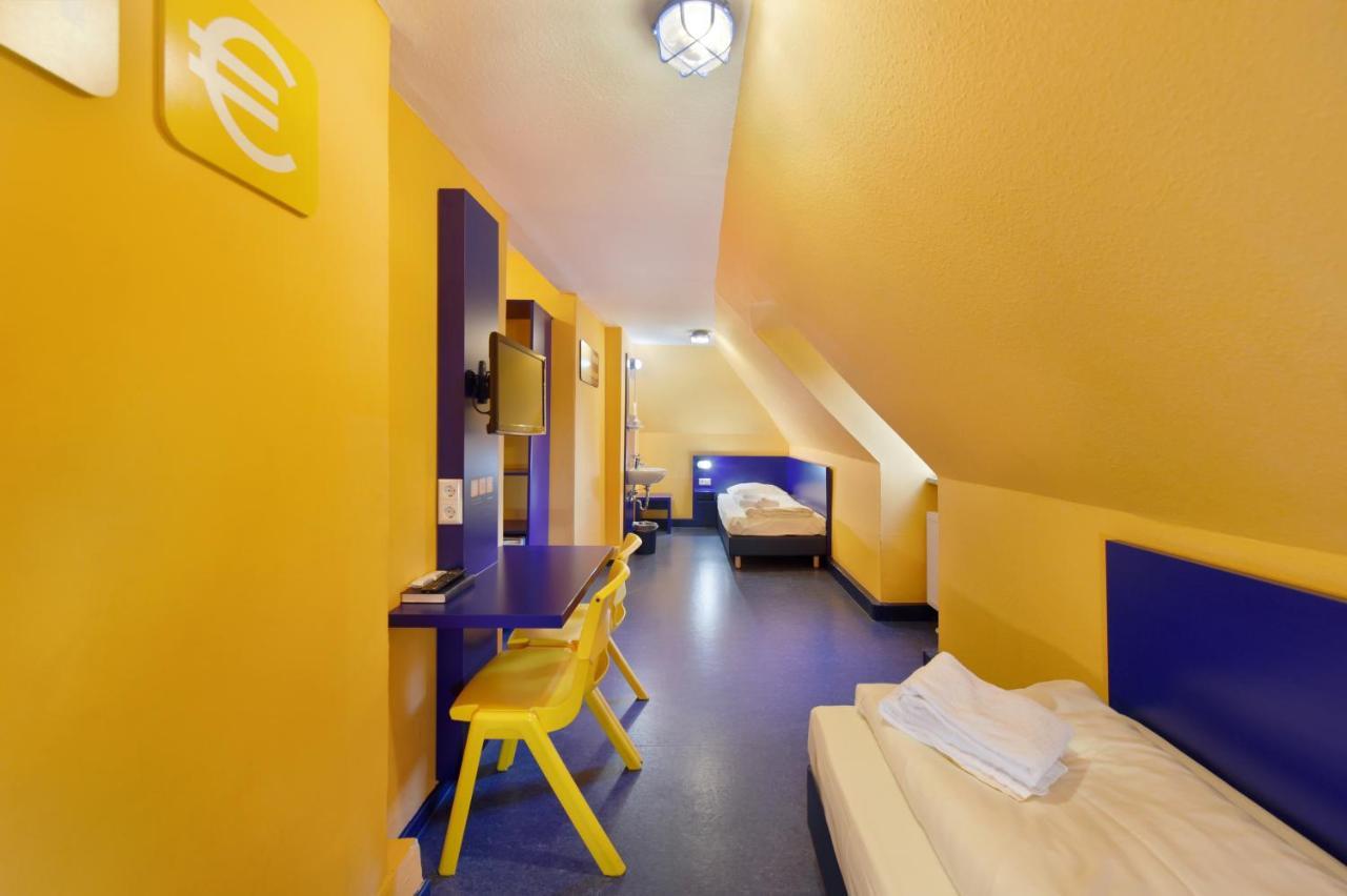 Bed'Nbudget Expo-Hostel Rooms Ганновер Экстерьер фото
