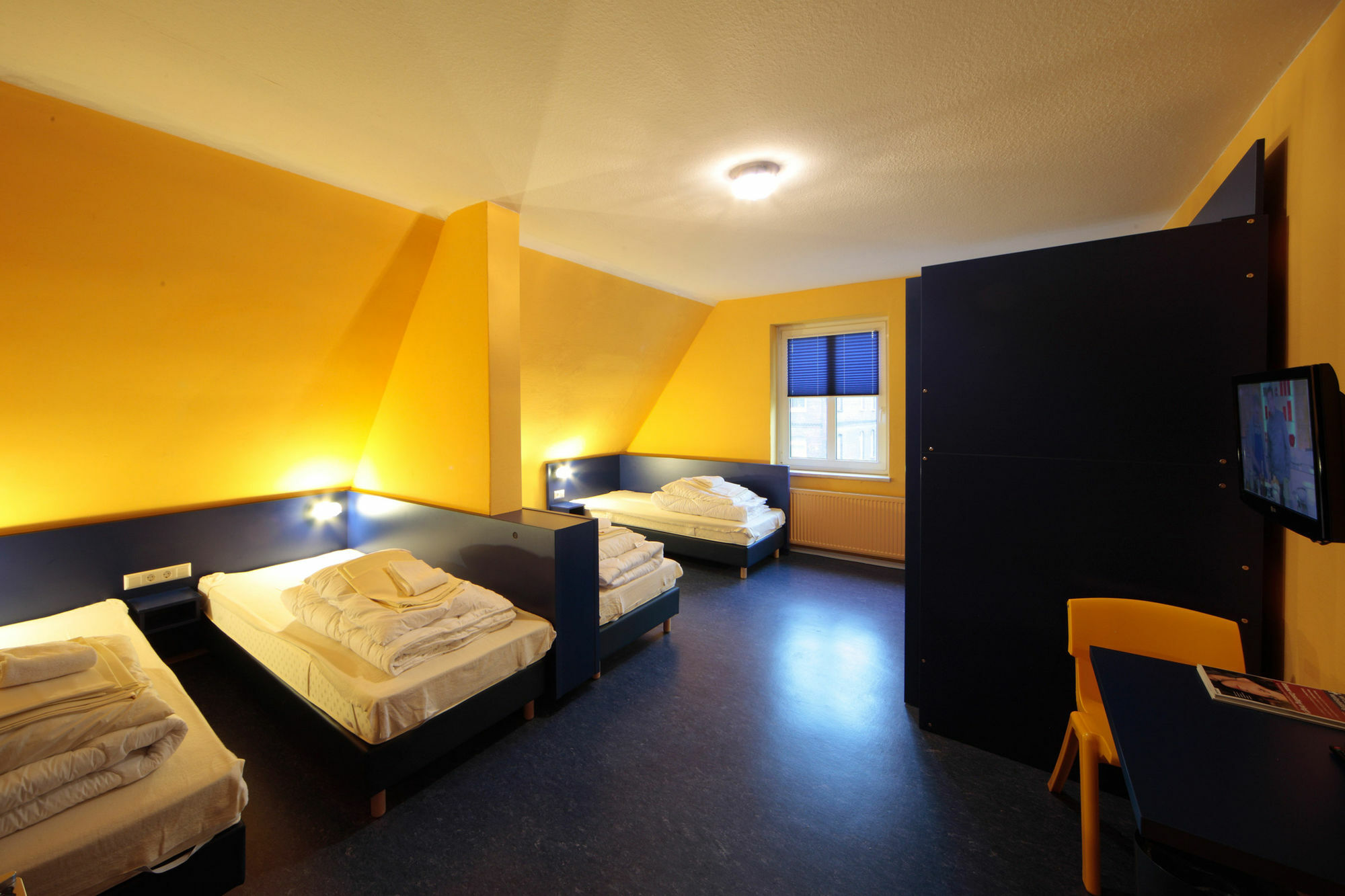 Bed'Nbudget Expo-Hostel Rooms Ганновер Экстерьер фото